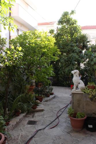 Apartments and rooms with parking space Makarska - 6834 - image 9