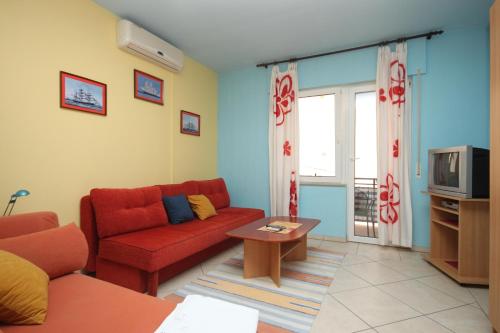 Apartments and rooms with parking space Makarska - 6834 - image 11