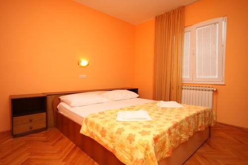 Apartments with WiFi Starigrad Paklenica - 6577 - image 13