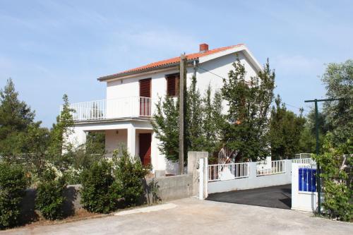 Apartments with a parking space Starigrad Paklenica - 6613