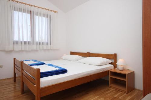Apartments with a parking space Starigrad Paklenica - 6613 - image 12
