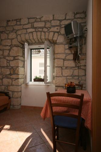 Apartments by the sea Baska Voda, Makarska - 6703