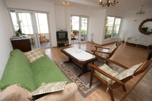 Apartments and rooms with parking space Baska Voda Makarska - 6704 - image 10