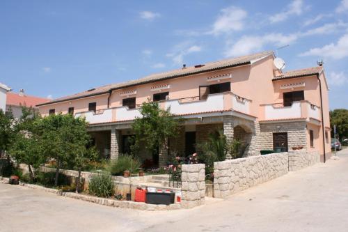 Apartments by the sea Mandre, Pag - 6457 - Location saisonnière - Kolan