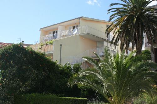  Apartments with a parking space Makarska - 6844 in Makarska