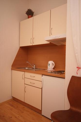 Apartments by the sea Podgora Makarska - 6683 - image 14