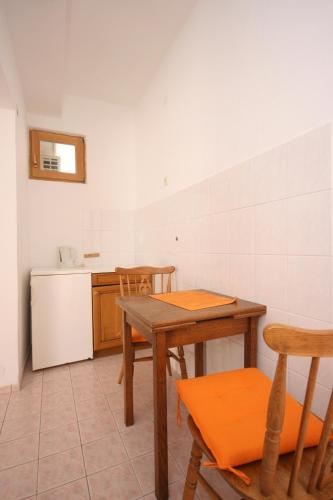 Apartments by the sea Zivogosce - Blato, Makarska - 6797