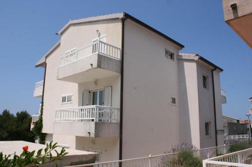  Apartments with a parking space Makarska - 6640 in Makarska