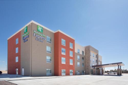 홀리데이 인 익스프레스 & 스위트 굿랜드 I 70 바이 IHG - 숙소 외관