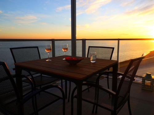 Sea view apartment in Scherpenisse with terrace