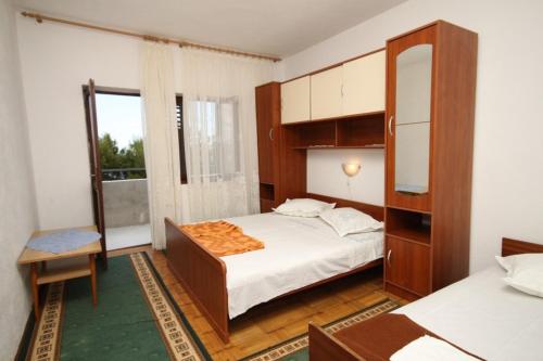 Apartments with a parking space Brela Makarska - 6906 - image 13