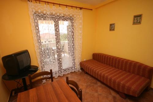 Apartments with a parking space Starigrad Paklenica - 6581 - image 11