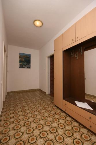 One-Bedroom Apartment with Terrace and Sea View image 8