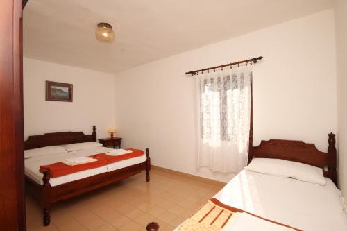 Apartments with a parking space Starigrad Paklenica - 6647 - image 13