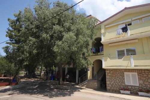 Apartments with a parking space Starigrad, Paklenica - 6648