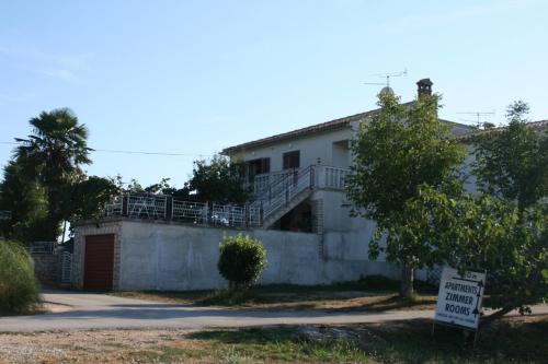Apartments by the sea Vrsar, Porec - 6944