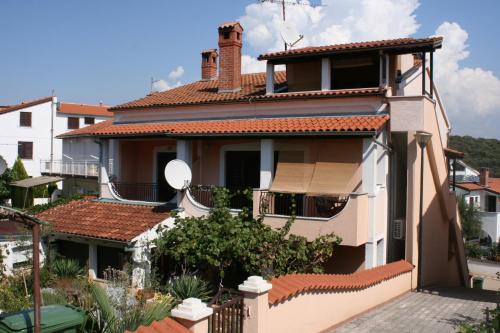  Apartments with WiFi Vrsar, Porec - 6946, Pension in Vrsar