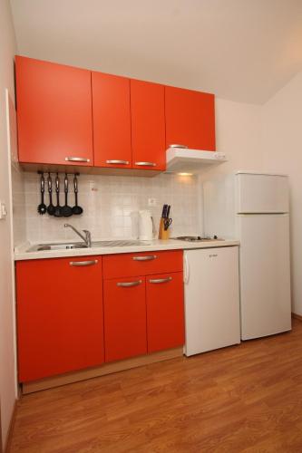 Apartments by the sea Podgora Makarska - 6673 - image 12