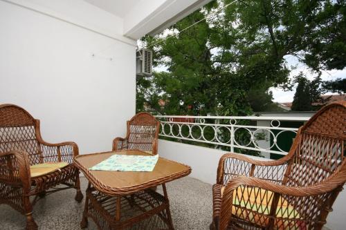 Apartments with a parking space Biograd na Moru Biograd - 6446 - image 3