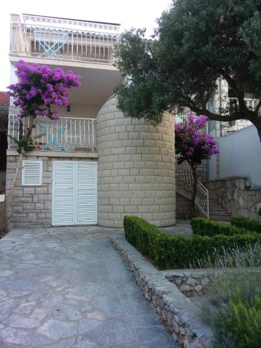 Apartments with WiFi Bol, Brac - 8736 in Bol