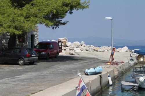 Apartments by the sea Zaklopatica Lastovo - 8340 - image 10