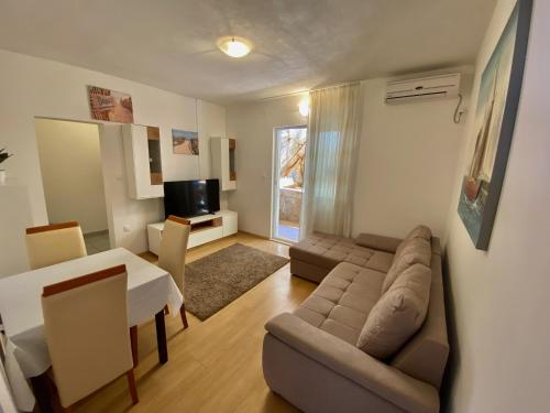 Apartment Zaklopatica 8342b in ลาสโตโว