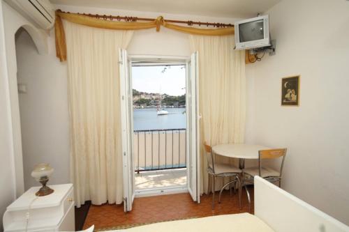 Apartments by the sea Zaklopatica Lastovo - 8357 - image 4