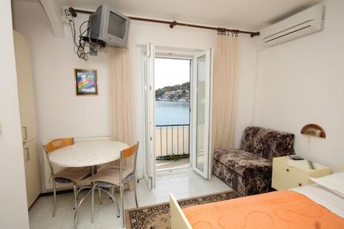 Apartments by the sea Zaklopatica Lastovo - 8357 - main image