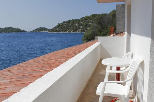 Apartments by the sea Pasadur Lastovo - 8391 - image 9
