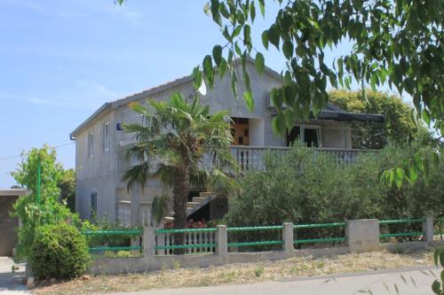  Apartments with a parking space Sali, Dugi otok - 8172 in Sali
