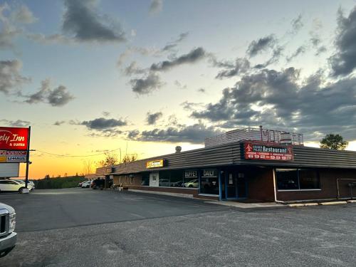 Lively Inn and Suites - Sudbury