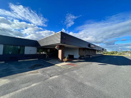 Lively Inn and Suites - Sudbury