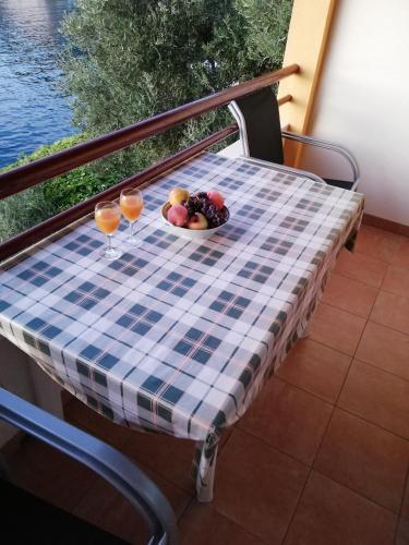 Apartment Zaklopatica 8393a - image 2