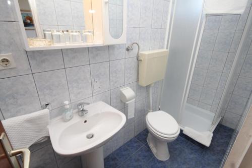 Double Room Tkon 8377b - image 6