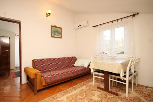 Apartments by the sea Zdrelac Pasman - 8299 - image 14