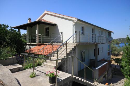  Apartments by the sea Luka, Dugi otok - 8182 in Luka