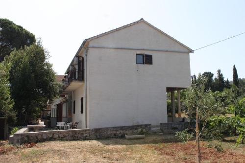 Apartments by the sea Zdrelac Pasman - 8307 - image 6