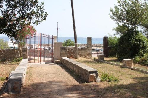 Apartments by the sea Zdrelac Pasman - 8307 - image 7