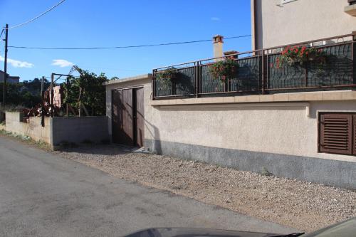 Apartments by the sea Tkon Pasman - 8410 - image 8