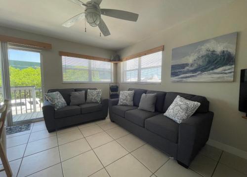Luna Bay Breeze in Marathon, USA