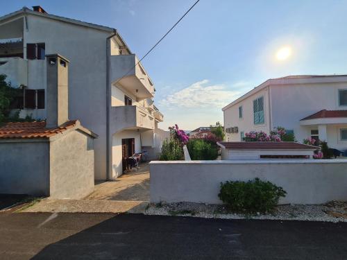  Apartments by the sea Dobropoljana, Pasman - 8198 in Dobropoljana