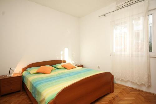 Apartments by the sea Tucepi Makarska - 8742 - image 8