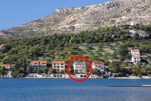 Apartments by the sea Slano, Dubrovnik - 8538, Pension in Slano bei Doli