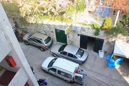 Apartments with WiFi Dubrovnik - 8581 - image 10