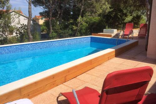 Holiday house with a swimming pool Basina Hvar - 8731 - image 10