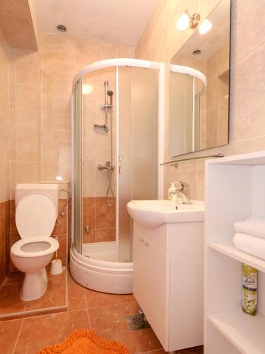 Studio Stari Grad 8726b - image 10