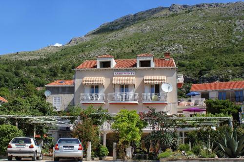 Apartments and rooms with parking space Mlini, Dubrovnik - 8835 - Chambre d'hôtes - Mlini