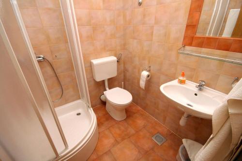 Apartment Jelsa 8765f - image 8