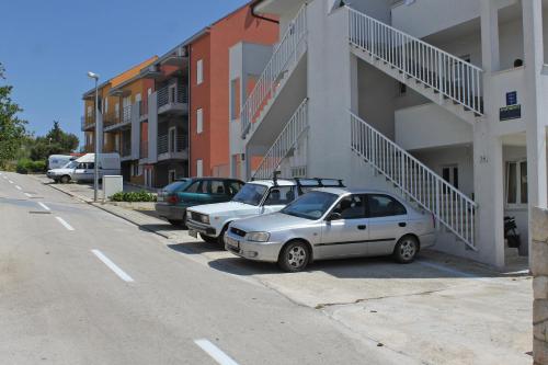 Apartments with a parking space Hvar - 8791 - image 8