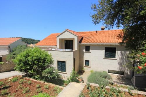  Apartments by the sea Cavtat, Dubrovnik - 8827, Pension in Cavtat